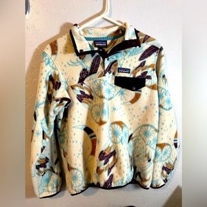 Women’s Patagonia Synchilla sweater.